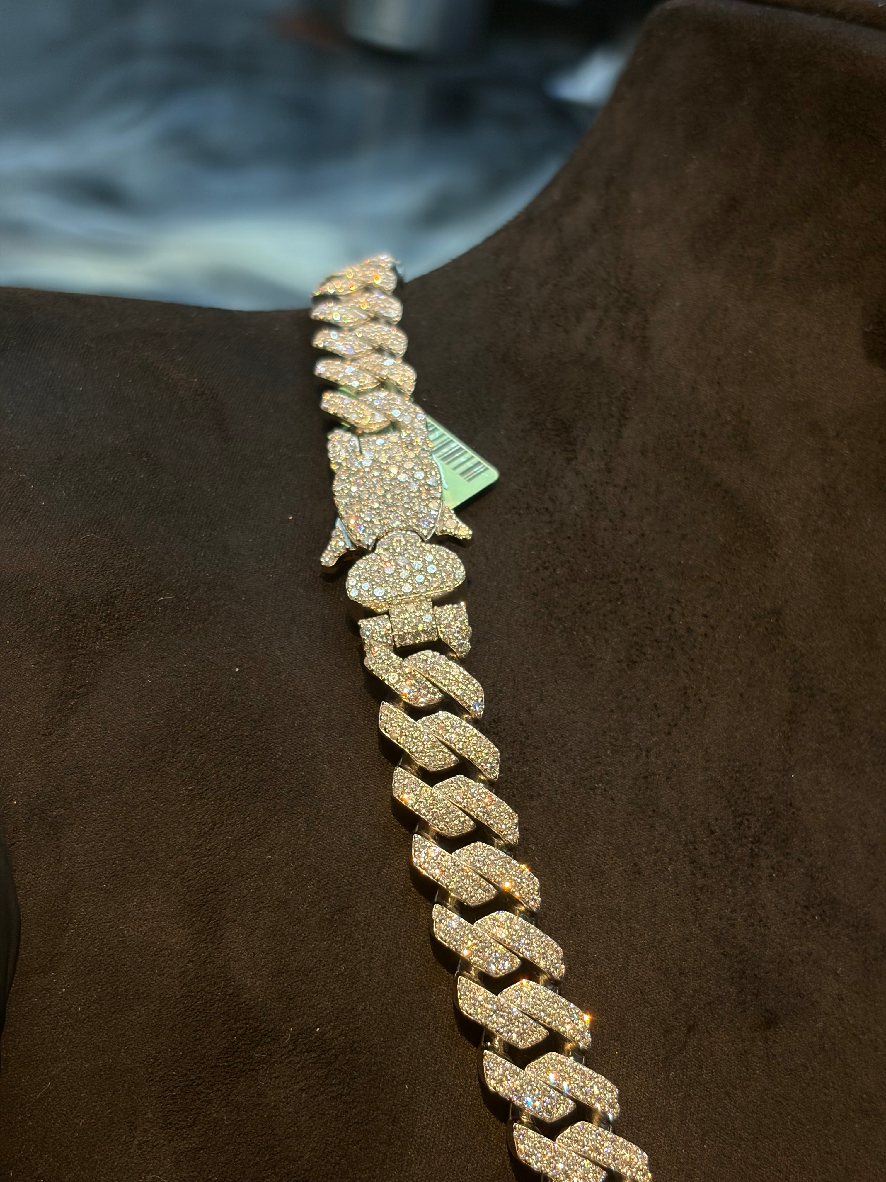 Pavé Diamond Cuban Link Chain