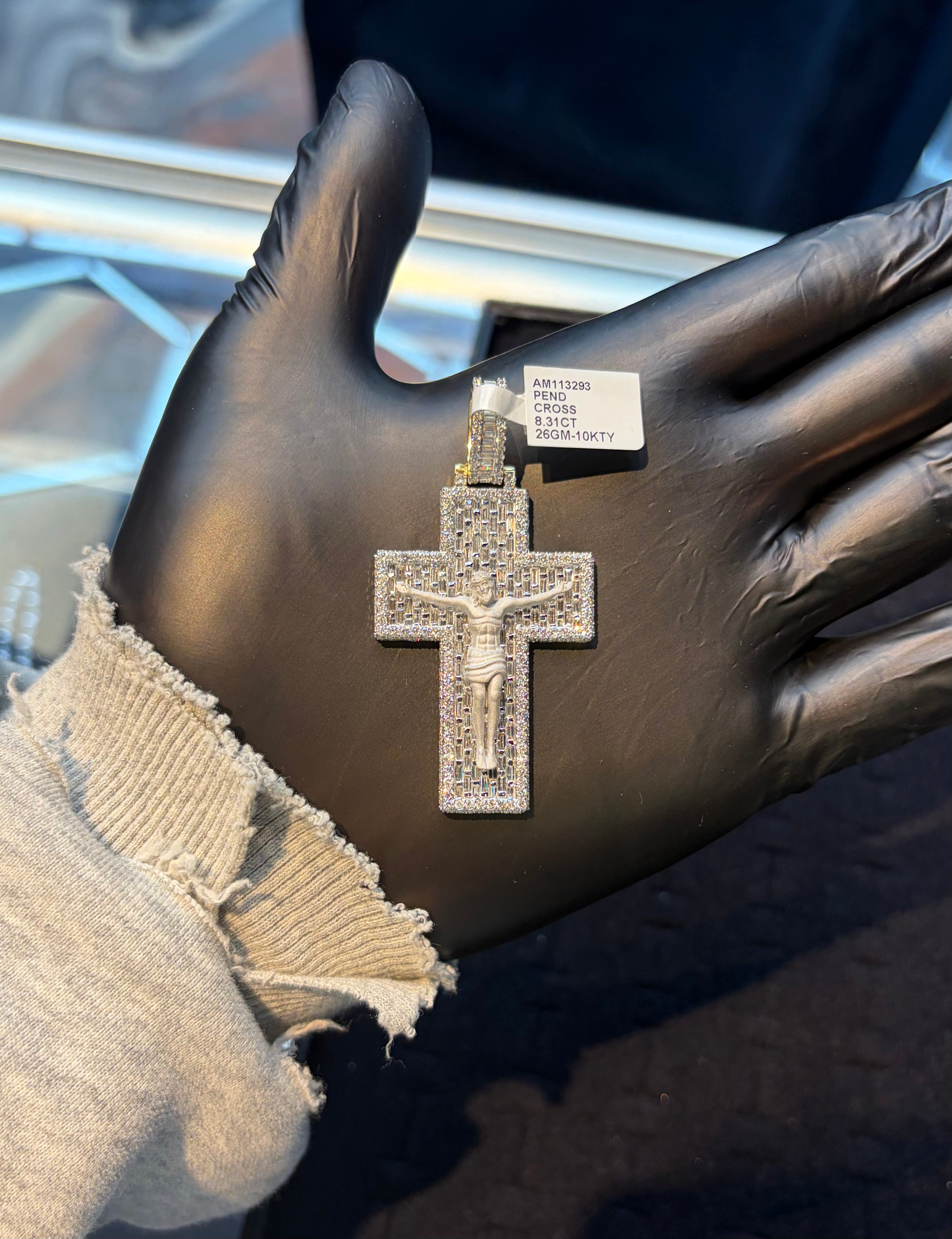 Baguette Cross Jesus pendant ￼