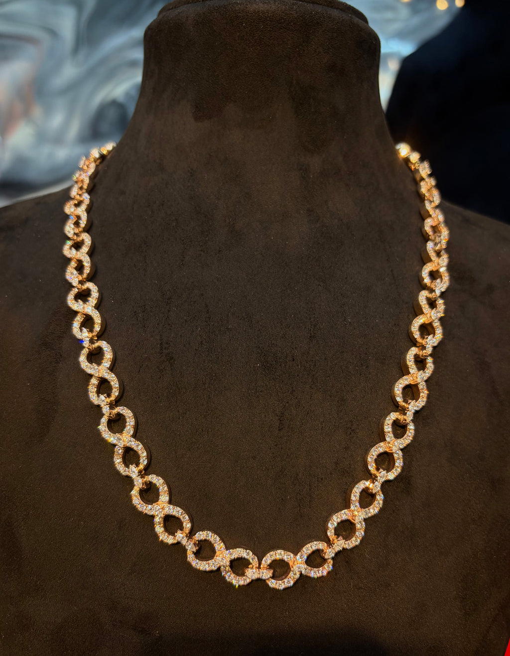 Infinity Link Pear Chain