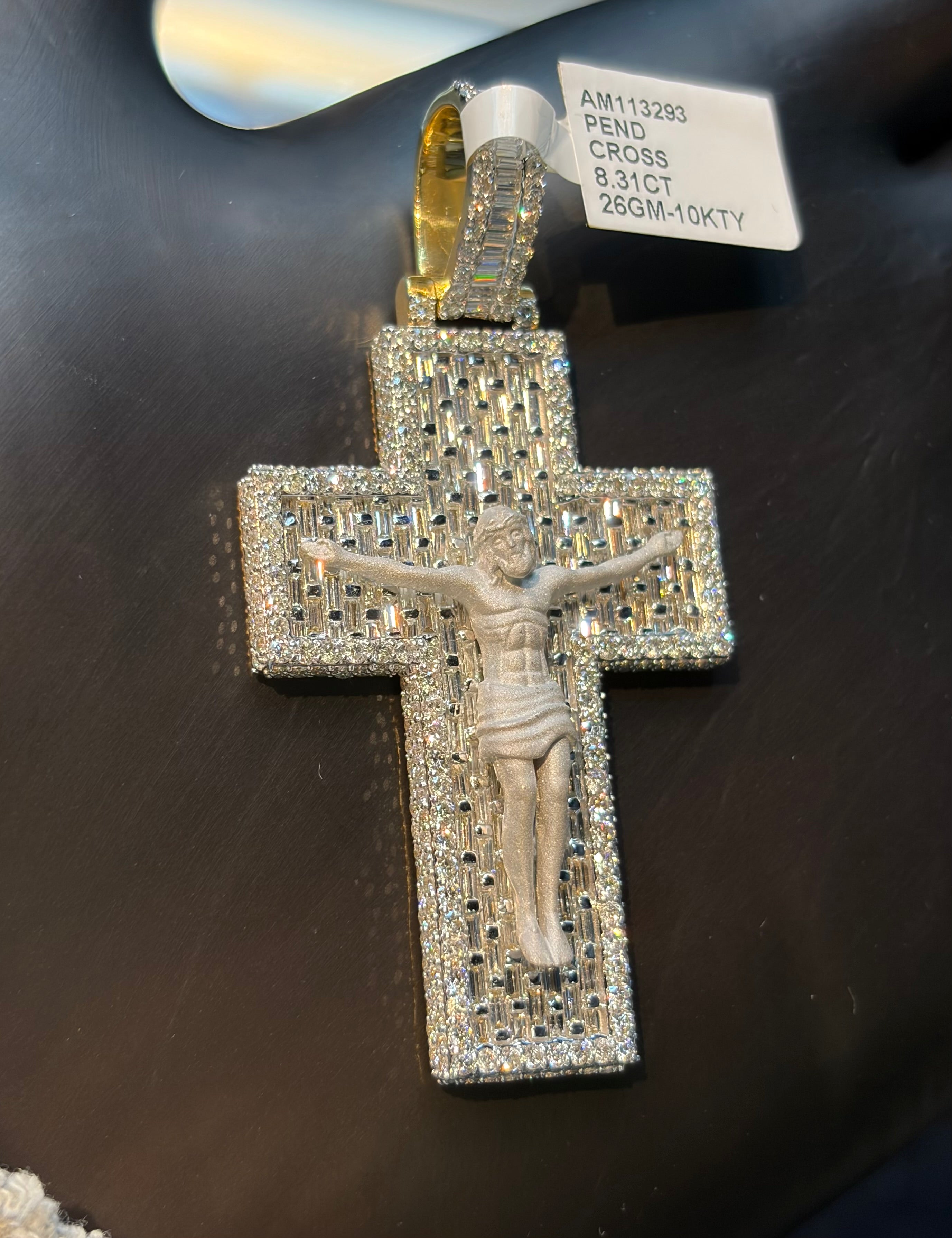 Baguette Cross Jesus pendant ￼
