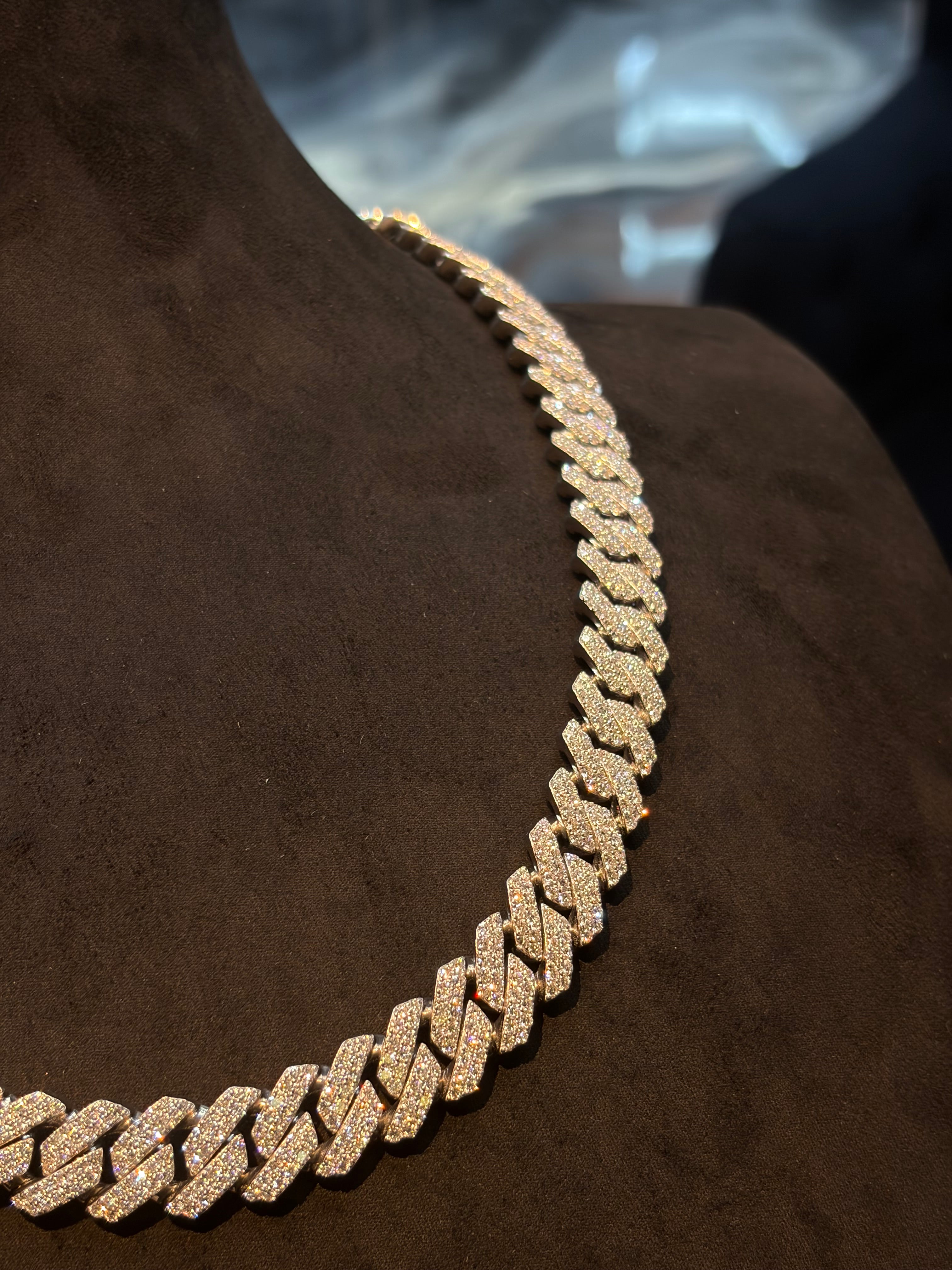 Pavé Diamond Cuban Link Chain