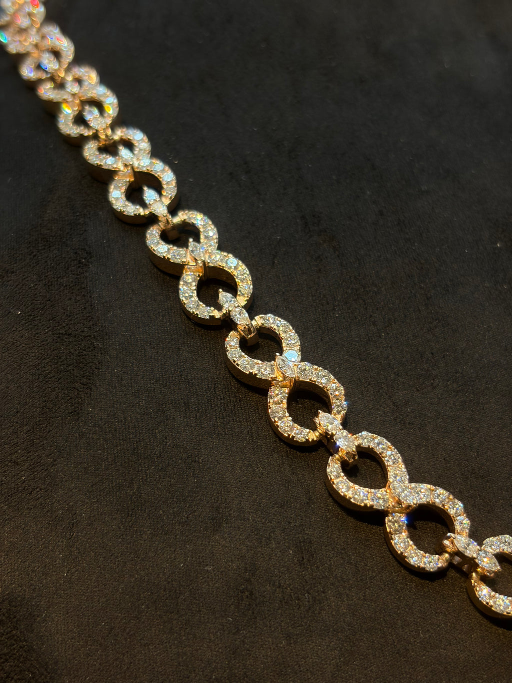 Infinity Link Pear Chain