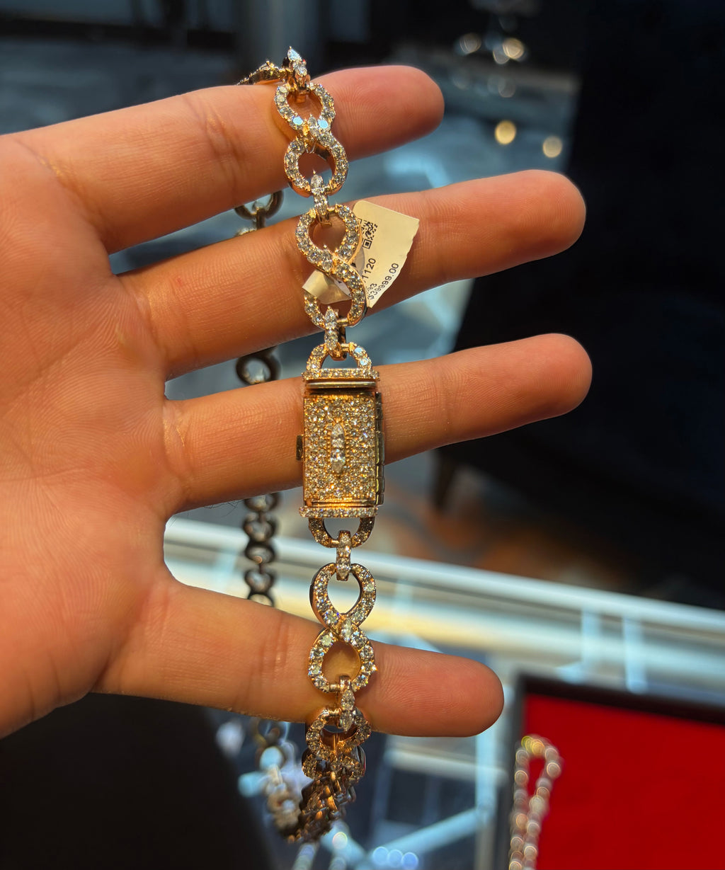 Infinity Link Pear Chain