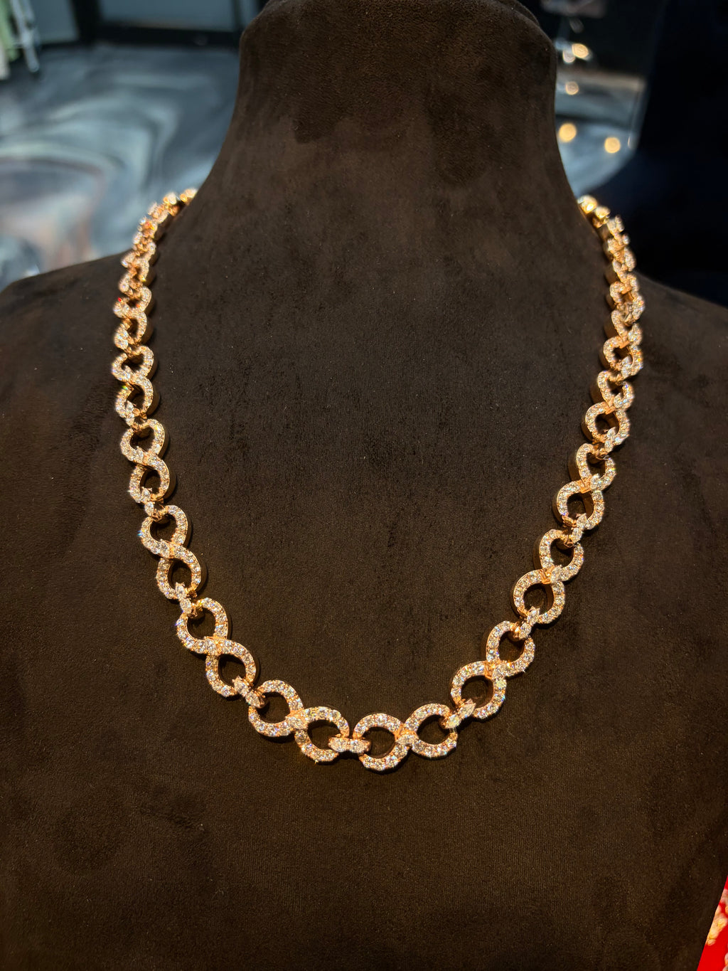 Infinity Link Pear Chain