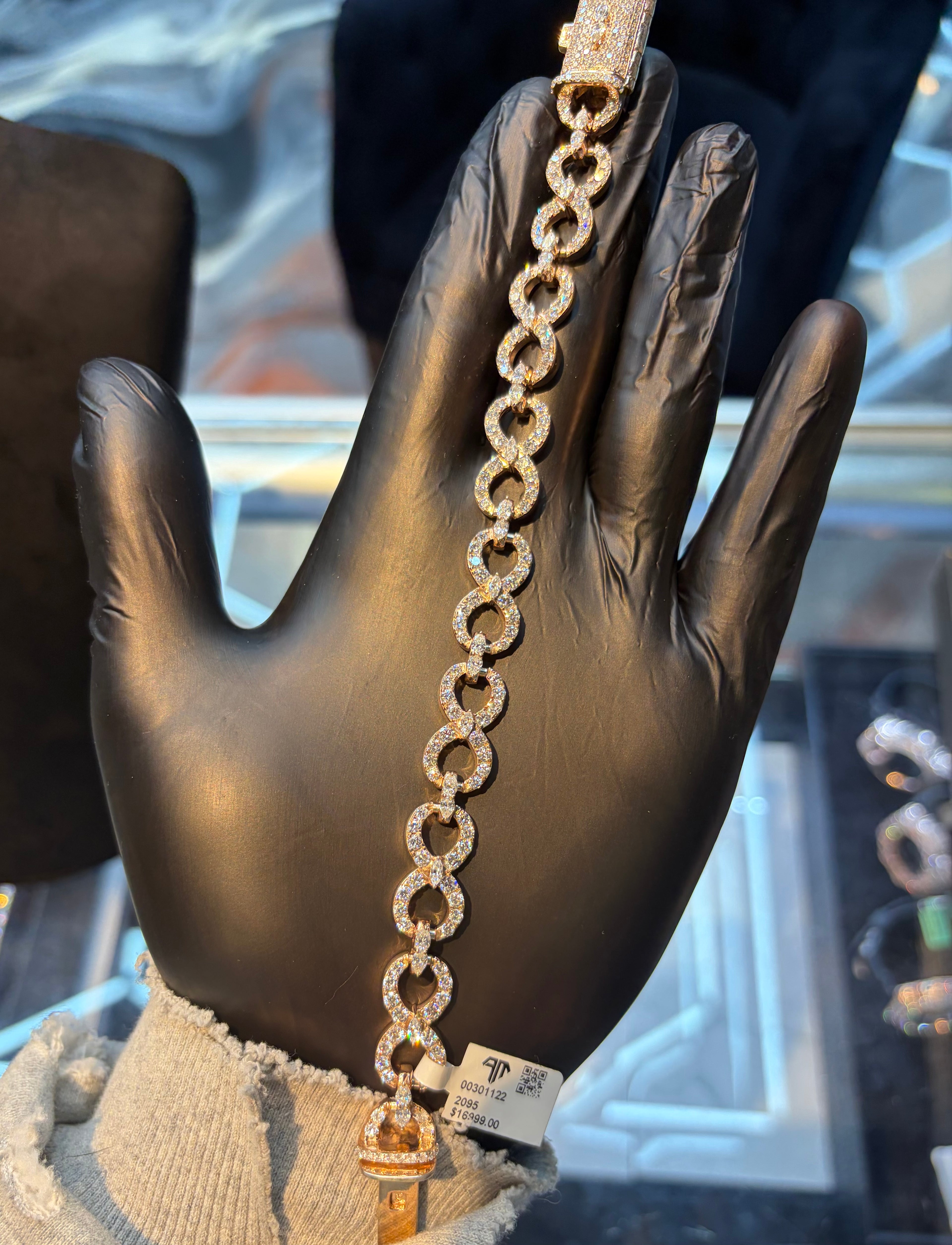 Infinity Link Pear Bracelet